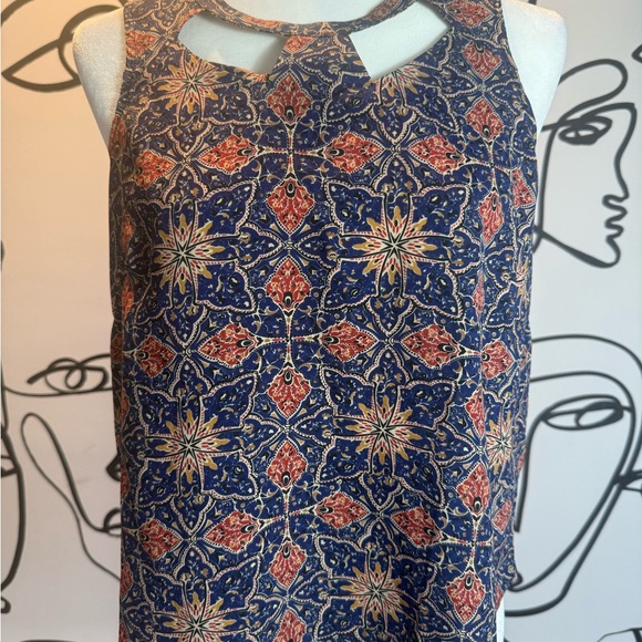 Lush Multicolor Patterned Fabric - Picture 5 of 5